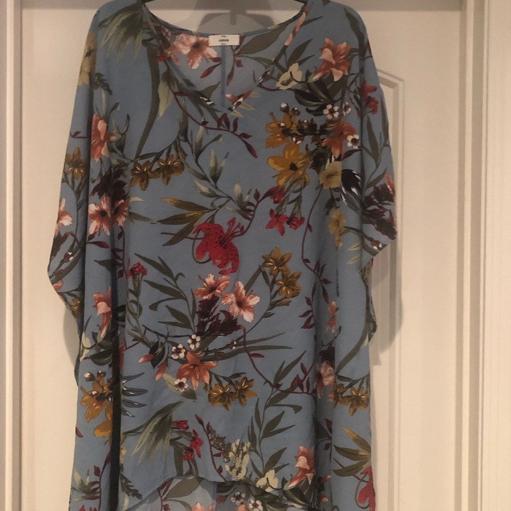 Entro grey blue floral tunic 1XL